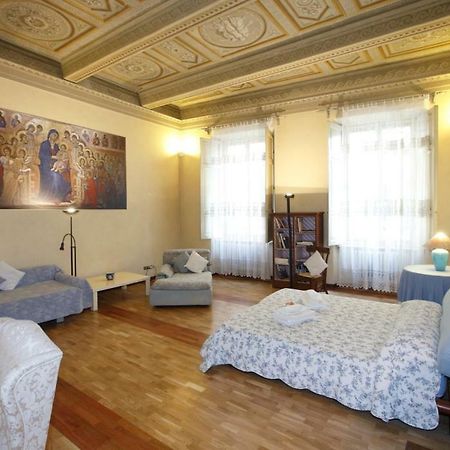 Residenza D'Epoca Montanini Bed & Breakfast เซียนา ภายนอก รูปภาพ