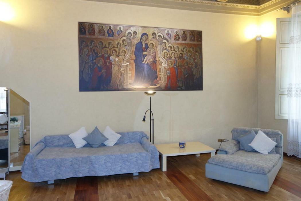 Residenza D'Epoca Montanini Bed & Breakfast เซียนา ภายนอก รูปภาพ