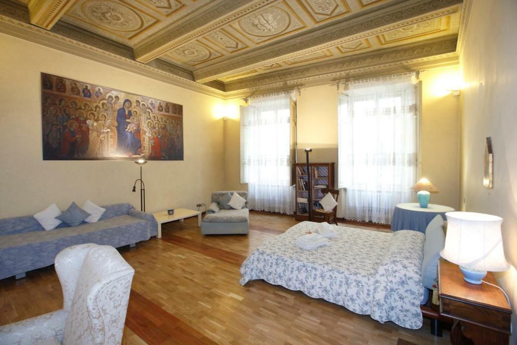 Residenza D'Epoca Montanini Bed & Breakfast เซียนา ภายนอก รูปภาพ