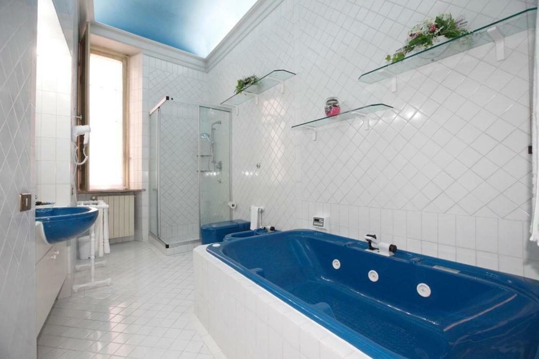 Residenza D'Epoca Montanini Bed & Breakfast เซียนา ภายนอก รูปภาพ